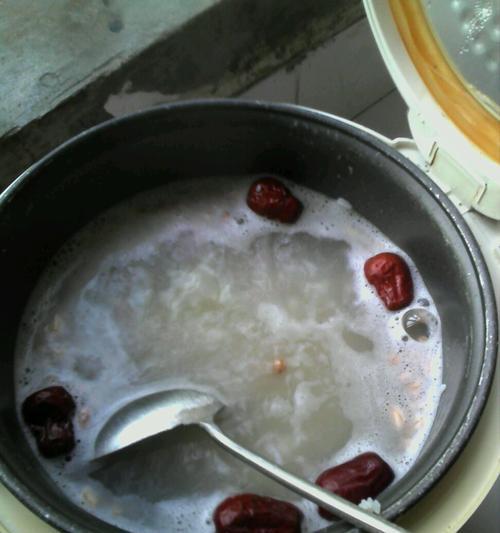 电饭煲煮稀饭不熟的原因及解决办法（探究电饭煲煮稀饭不熟的原因）